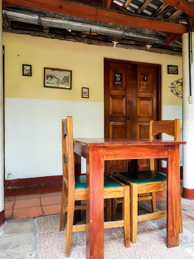 Casa De Los Berrios León Extérieur photo