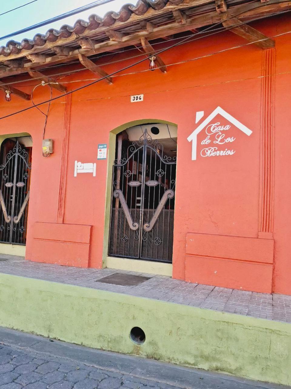 Casa De Los Berrios León Extérieur photo