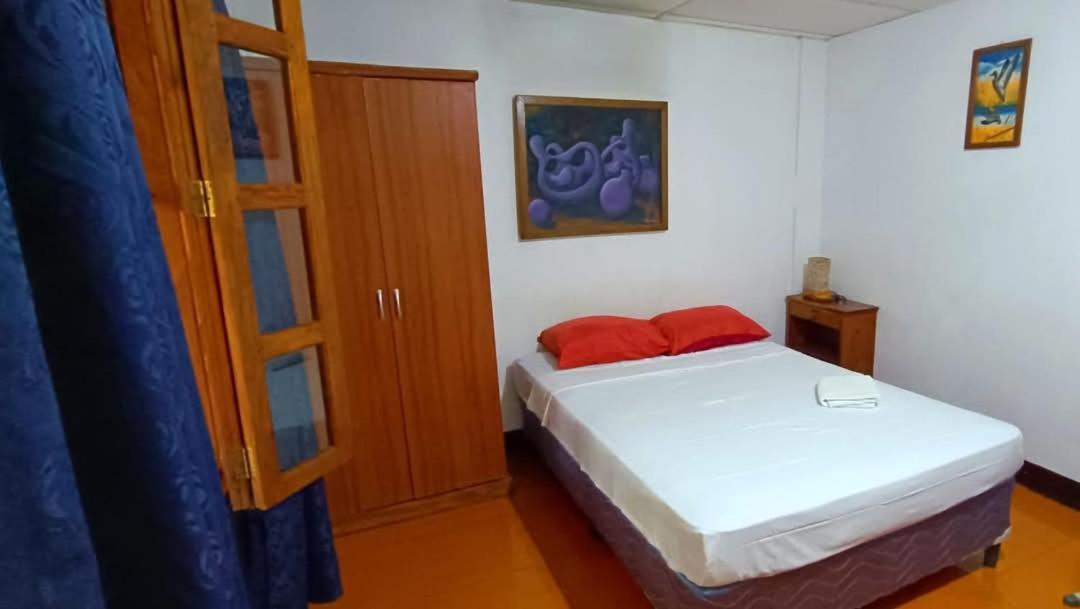 Casa De Los Berrios León Chambre photo